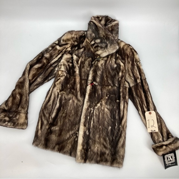 NEW! Beautifully Canadian Bleached Mink Jacket - Size 10 - Picture 2 of 12